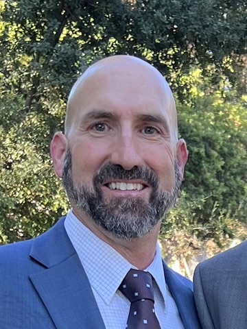 Ron Grinblat, growth and revenue marketing consultant